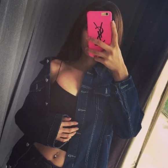 Top - Picture 3 of 4